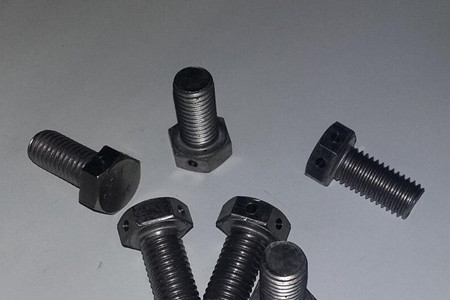 高強度鍍鋅螺栓和普通螺栓有什么區別?