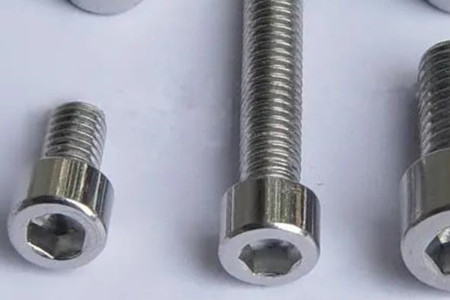 外六角和內六角螺栓如何選?需了解其特點!