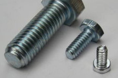 高強度螺栓價格相比普通螺栓差多少？